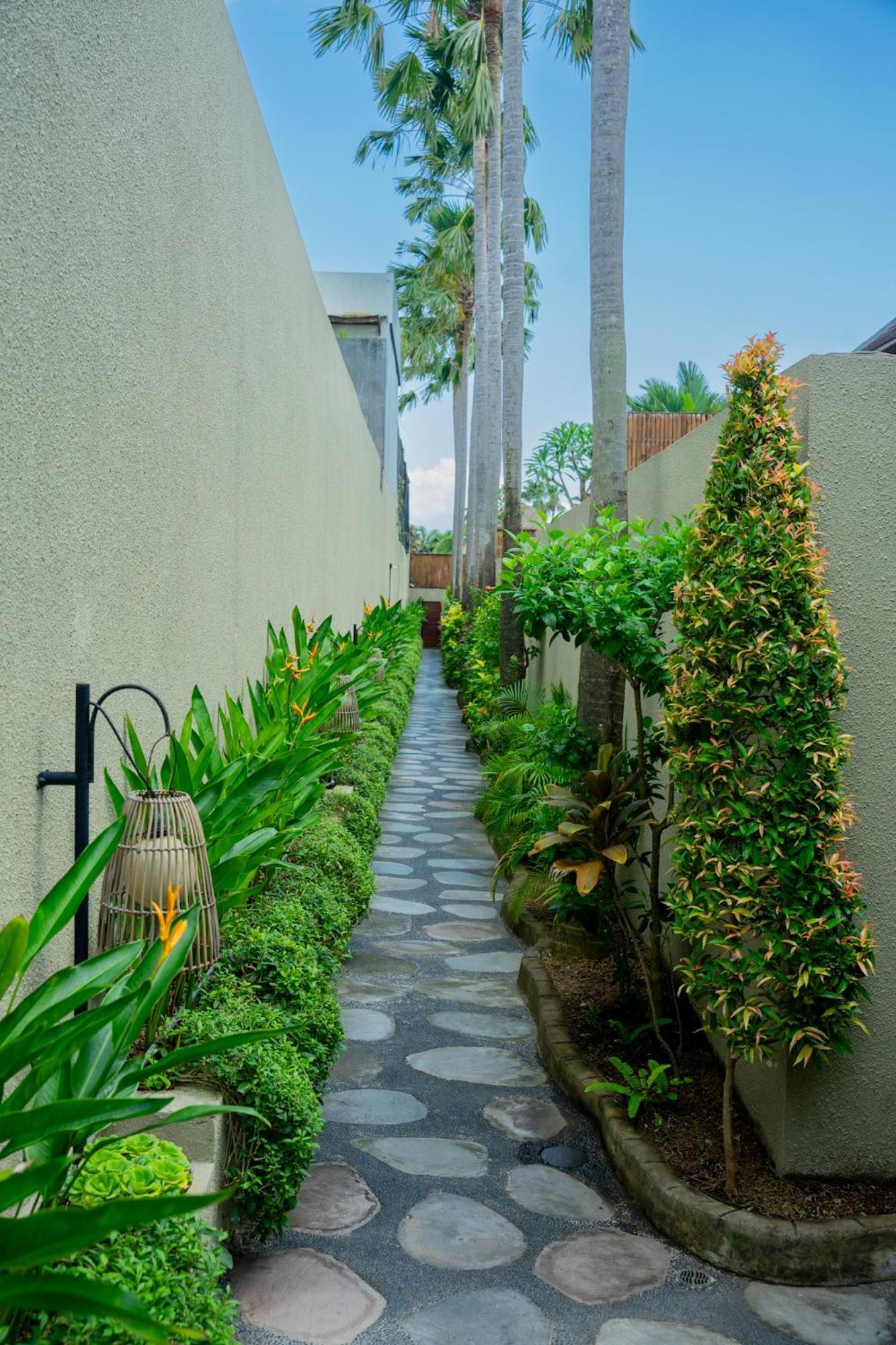 The Kumpi Villas Seminyak Exterior foto