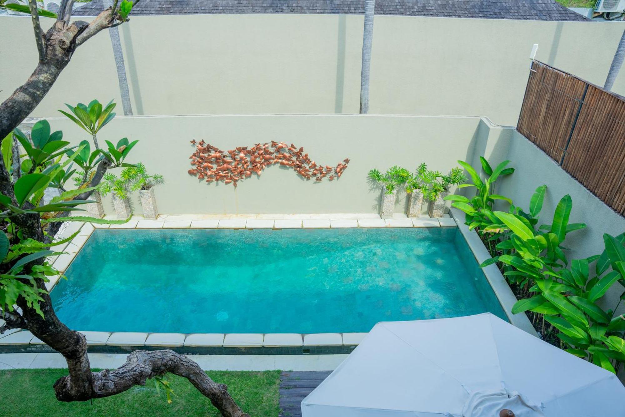 The Kumpi Villas Seminyak Exterior foto