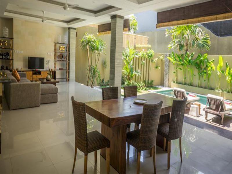 The Kumpi Villas Seminyak Exterior foto