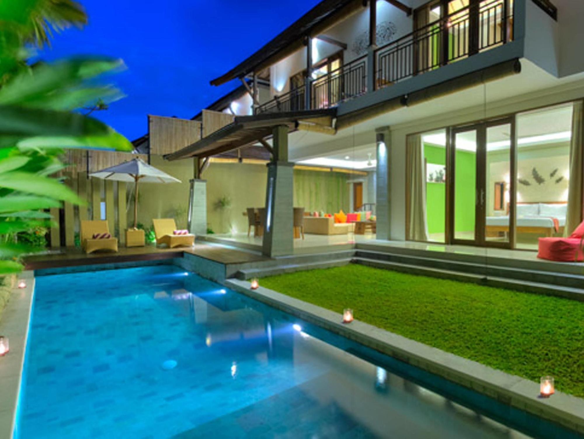 The Kumpi Villas Seminyak Exterior foto