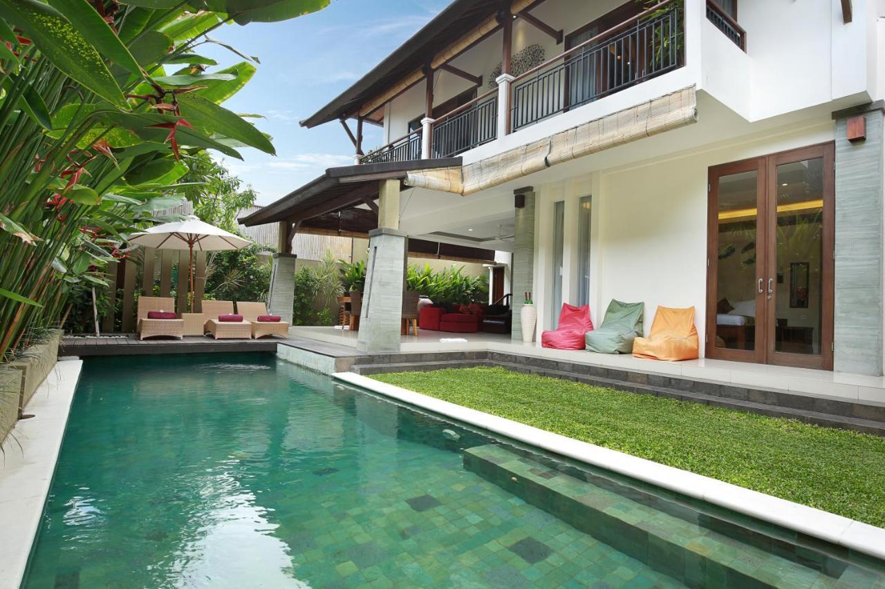 The Kumpi Villas Seminyak Exterior foto